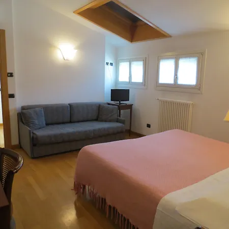 Otel Tre Re Como