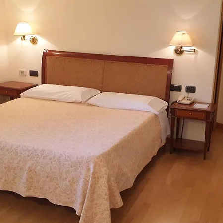 Tre Re Otel Como