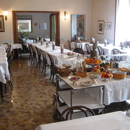 Tre Re Otel Como